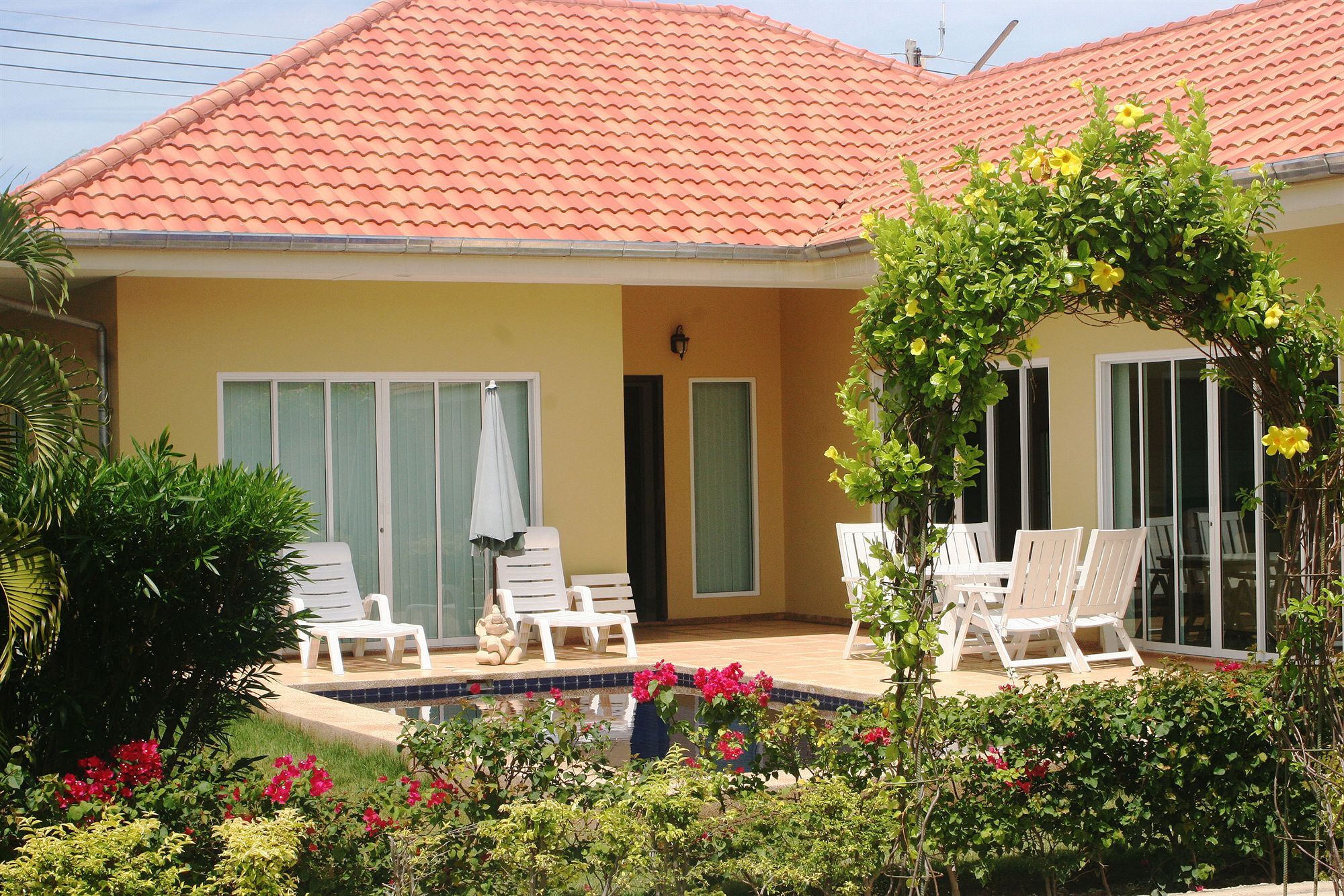 Garden Hills Villa Resort Cha-am Exterior foto